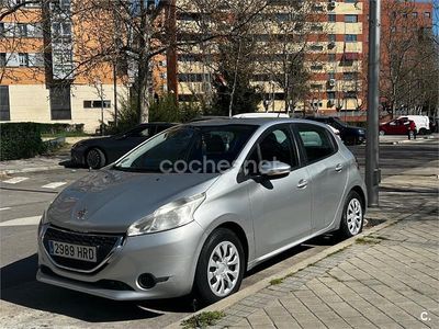 Używany Peugeot 208 82 KM (60 kW) 2013 Szary Hatchback