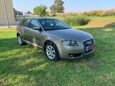 Usado Audi A3 Ambiente 140 CV (102 kW) 2006 Beige Utilitario
