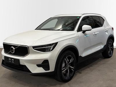 Gris Nuevo 2025 Volvo XC40 Core SUV | 36.900 € (Precio justo)