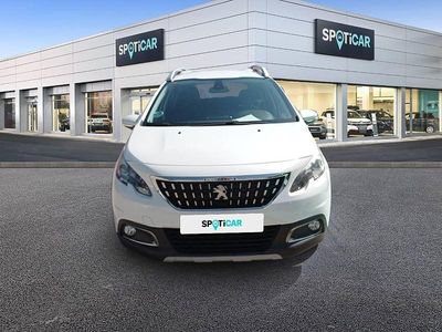 Usado Peugeot 2008 Allure 110 CV (80 kW) 2016 Blanco SUV
