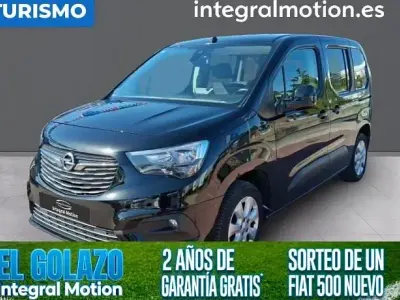 Usado Opel Combo Life Elegance 130 CV (95 kW) 2022