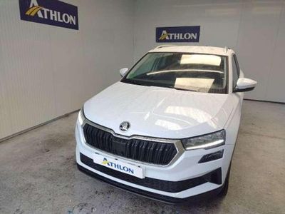 Usado Skoda Karoq Ambition 150 CV (110 kW) 2022 Blanco SUV
