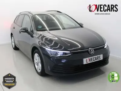 Usado VW Golf VIII Life 116 CV (85 kW) 2022 Gris Familiar