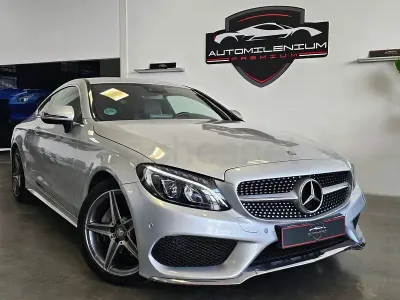 Usado Mercedes C220 170 CV (125 kW) 2016 Gris / plata Coupe