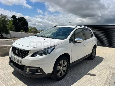 Usado Peugeot 2008 Style 100 HP (73 kW) 2017 Branco SUV