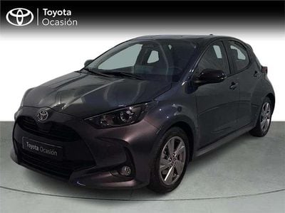 Usado 2025 Toyota Yaris Hybrid Active Monovolumen | 22.890 € (Buen precio)