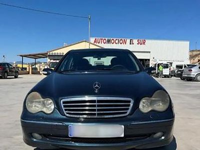 Käytetty Mercedes C270 Elegance 170 HP (125 kW) 2001 Sininen Sedan