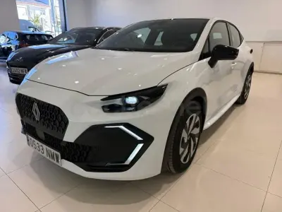 Nuevo Renault Clio V Evolution 114 CV (83 kW) 2026 Blanco Berlina