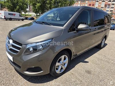 Mercedes V220