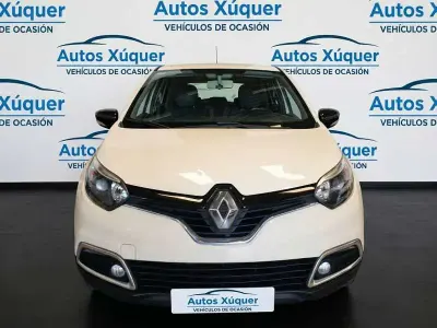 Usado Renault Captur LIMITED 90 CV (66 kW) 2016 Beige SUV