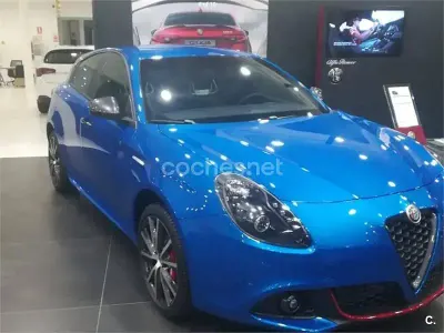 Usado Alfa Romeo Giulietta Veloce 170 CV (125 kW) 2019 Azul Utilitario