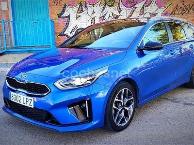 Azul Usado 2021 Kia Ceed GT GT-Line Familiar | 18.800 € (Buen precio)
