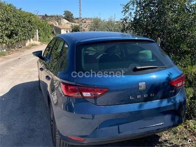 Usado Seat Leon CONNECT 110 CV (80 kW) 2016 Azul Berlina
