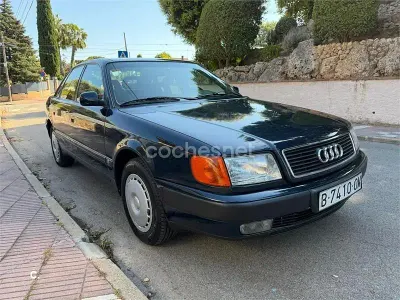 Usado Audi 100 174 CV (127 kW) 1993 Azul Berlina