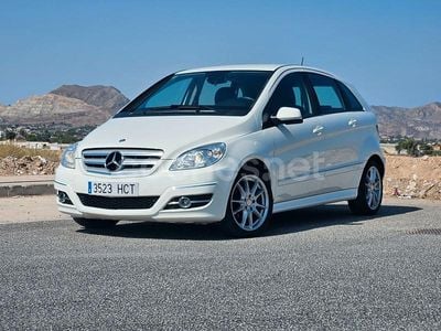 Mercedes B180