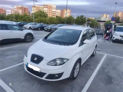 Usado Seat Altea XL Style 160 CV (117 kW) 2010 Blanco Monovolumen