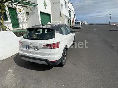 Usado Seat Arona Ecomotive 95 CV (69 kW) 2018 Blanco SUV