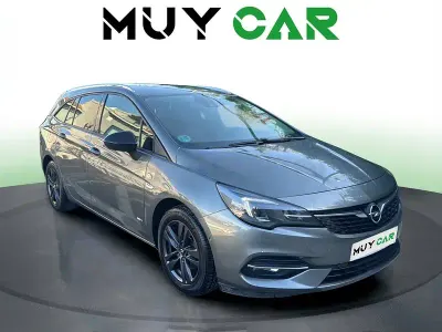 Usado Opel Astra GS Line 131 CV (96 kW) 2022 Beige Utilitario