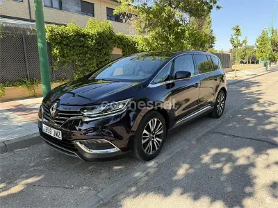 Usado Renault Espace Initiale 160 CV (117 kW) 2016 Violeta / lila Monovolumen