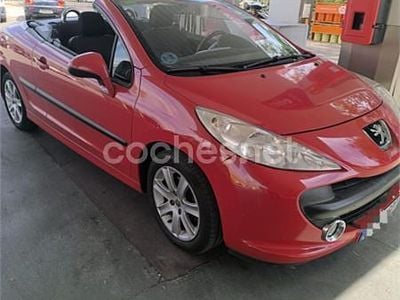 Usado Peugeot 207 CC 120 CV (88 kW) 2008 Rojo Descapotable