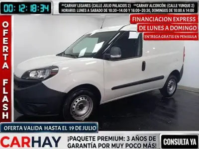 Usado Fiat Doblò 95 CV (69 kW) 2020 Blanco Monovolumen