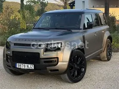 Usado Land Rover Defender 635 CV (467 kW) 2025 Beige SUV
