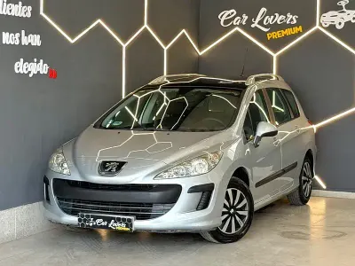 Usado Peugeot 308 SW Premium 120 CV (88 kW) 2009 Gris / plata Familiar