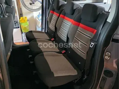 Usado Citroën Berlingo Shine 130 CV (95 kW) 2019 Gris / plata Monovolumen