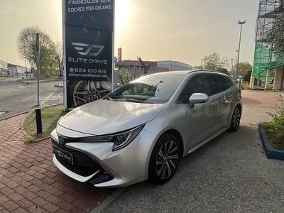 Usado Toyota Corolla Sport 180 CV (132 kW) 2021 Gris / plata Familiar