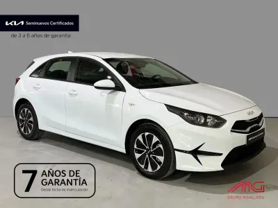 Usado Kia Ceed 100 CV (73 kW) 2025 Blanco Utilitario