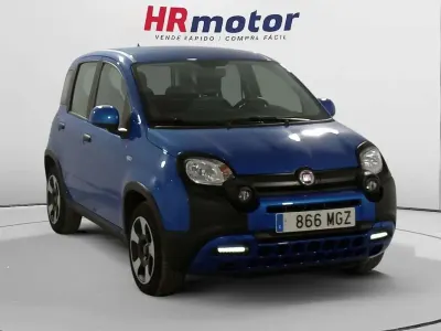 Usado Fiat Panda Cross Cross 69 CV (50 kW) 2023 Azul Utilitario