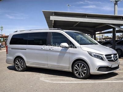 Gris / plata Usado 2020 Mercedes V300 Avantgarde Monovolumen | 49.500 € (Super precio)