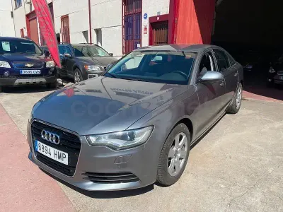 Usado Audi A6 177 CV (130 kW) 2012 Gris / plata Berlina