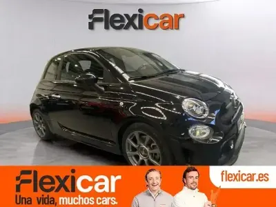 Usado Abarth 595 165 CV (121 kW) 2022 Negro Utilitario