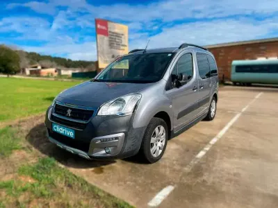 Usado Peugeot TePee Outdoor 110 CV (80 kW) 2016 Gris Van
