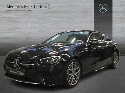 Verde esmeralda Usado 2022 Mercedes E220 AMG line Coupe | 47.900 € (Caro)
