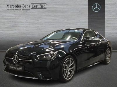 Verde esmeralda Usado 2022 Mercedes E220 AMG line Coupe | 47.900 € (Caro)