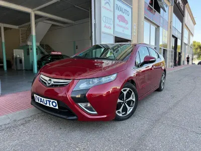Usado Opel Ampera Excellence 150 CV (110 kW) 2012 Granate Utilitario