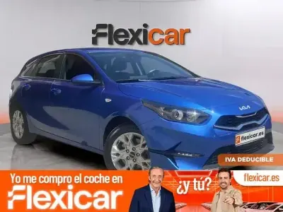 Usado Kia Ceed 136 CV (100 kW) 2023 Azul Utilitario