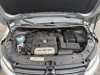 Gris / plata Usado 2011 VW Touran Advance Monovolumen | 10.000 € (Precio justo)