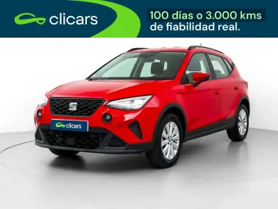 Usado Seat Arona Style 110 CV (80 kW) 2022 Rojo SUV