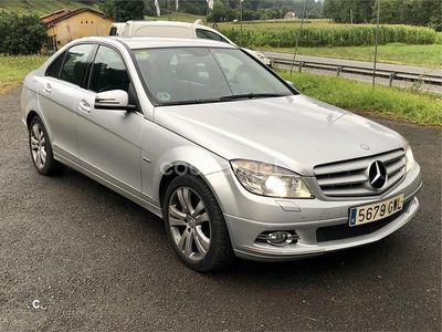 Gris / plata Usado 2010 Mercedes C220 Edition Berlina | 11.900 € (Caro)
