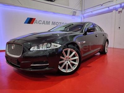 Usado Jaguar XJ Premium Luxury 275 CV (202 kW) 2012 Negro Berlina