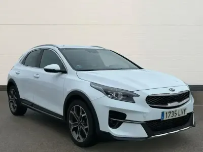 Usado Kia XCeed 160 CV (117 kW) 2022 Blanco SUV