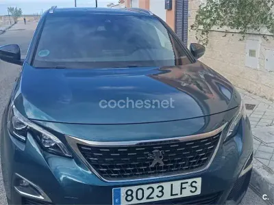 Usado Peugeot 5008 GT-line 130 CV (95 kW) 2020 Verde SUV