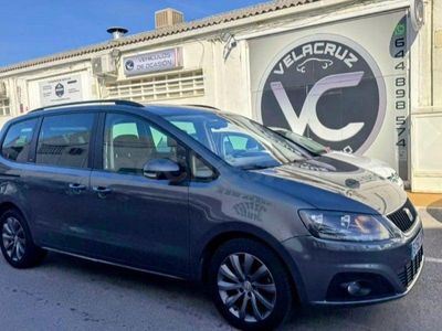 Usado Seat Alhambra Ecomotive 140 CV (102 kW) 2014 Gris / plata Monovolumen