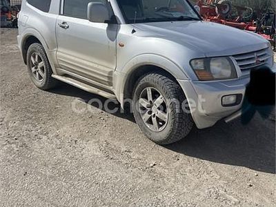 Gris / plata Usado 2001 Mitsubishi Montero SUV | 12.000 € (Caro)