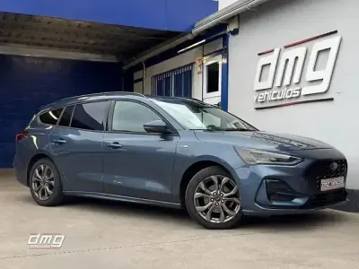 Usado Ford Focus ST-Line X 120 CV (88 kW) 2022 Azul Familiar