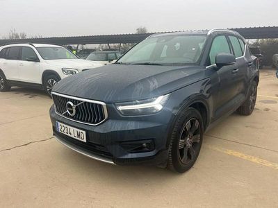 Usado Volvo XC40 Inscription 129 CV (94 kW) 2021 Azul SUV