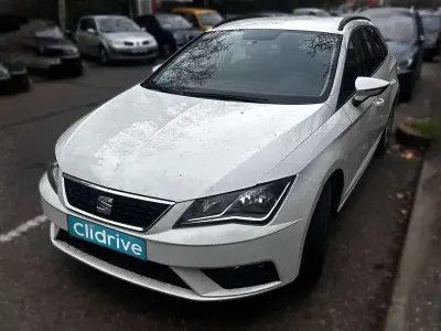 Usado Seat Leon ST Reference 110 CV (80 kW) 2017 Blanco Familiar
